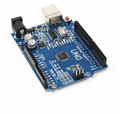 Arduino Uno s káblom USB